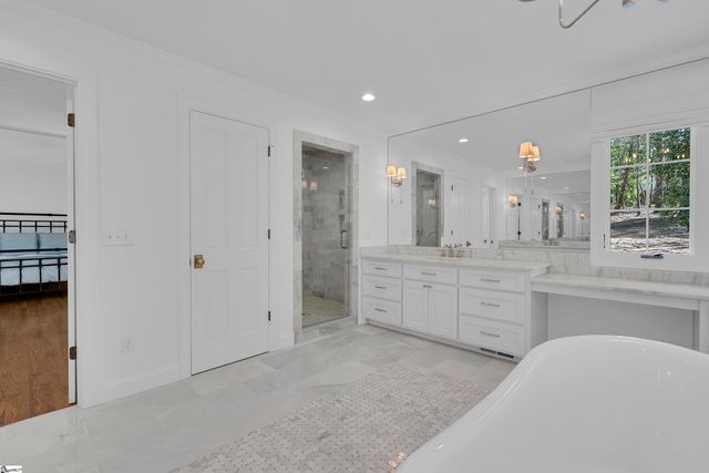 9 Springdale Lane, Spartanburg, SC 29302