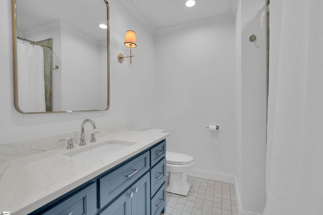 9 Springdale Lane, Spartanburg, SC 29302