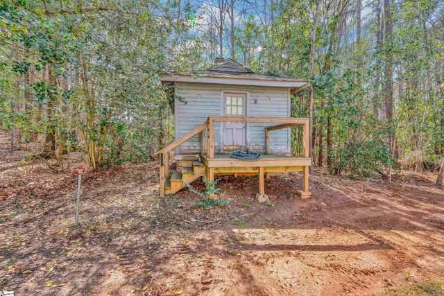 9 Springdale Lane, Spartanburg, SC 29302