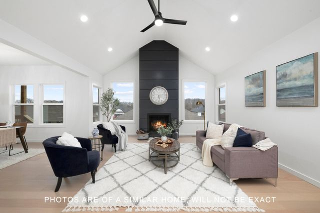 1001 W Jay Street, Ozark, MO 65721