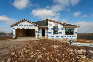 1001 W Jay Street, Ozark, MO 65721