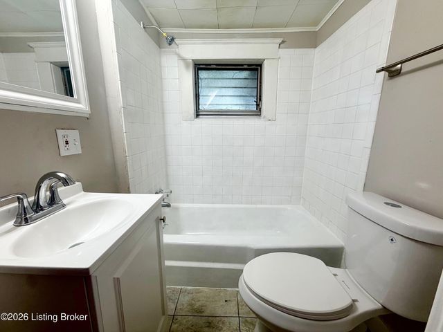 2057 May Ave, Louisville, KY 40217