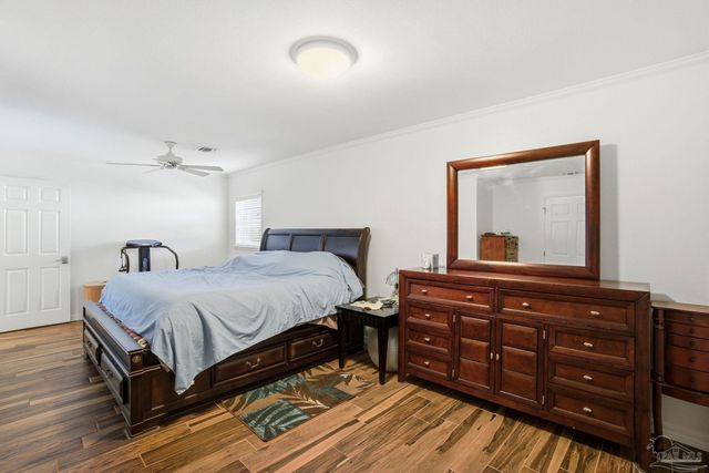 4708 Dean Dr, Pace, FL 32571