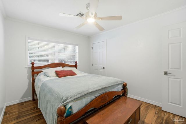 4708 Dean Dr, Pace, FL 32571