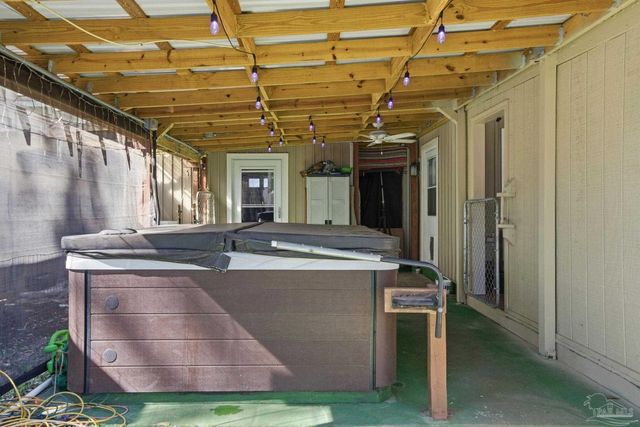 4708 Dean Dr, Pace, FL 32571