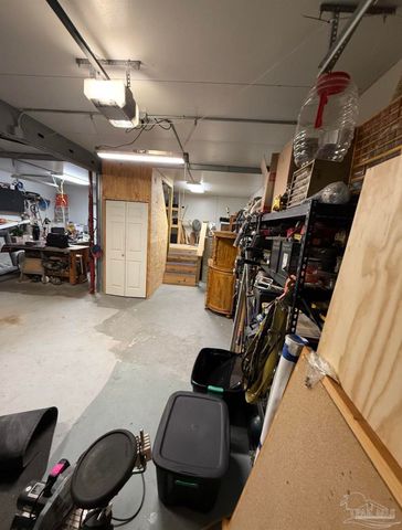 4708 Dean Dr, Pace, FL 32571