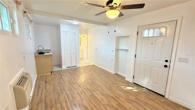 6310 LAKE UNDERHILL ROAD B, Orlando, FL 32807