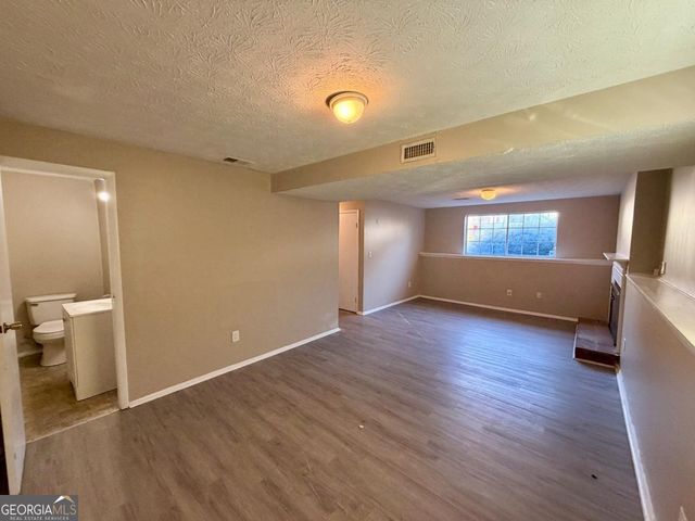 6091 Raintree Bend, Lithonia, GA 30058