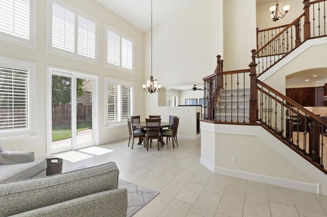 1510 Sunrise Drive, Gilroy, CA 95020