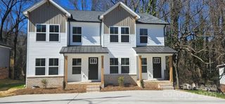 362 W Moore Avenue A, Mooresville, NC 28115