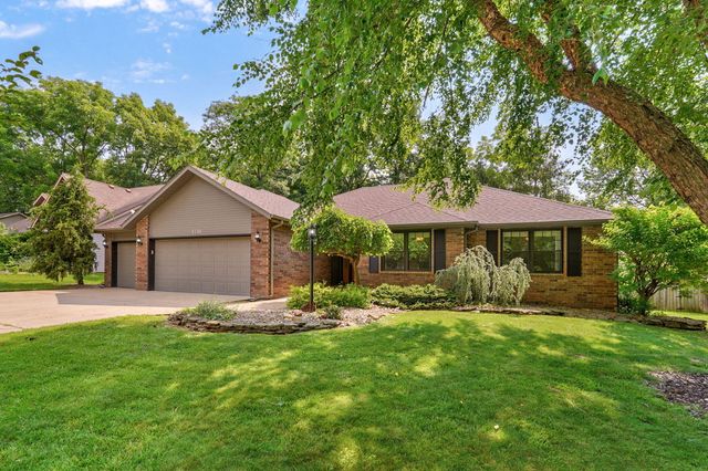 2790 S Eldon Avenue, Springfield, MO 65807