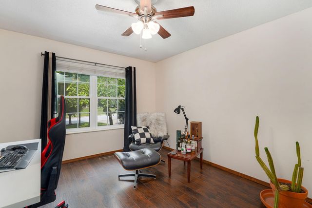 2790 S Eldon Avenue, Springfield, MO 65807