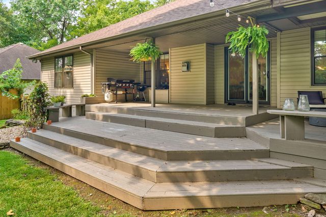 2790 S Eldon Avenue, Springfield, MO 65807