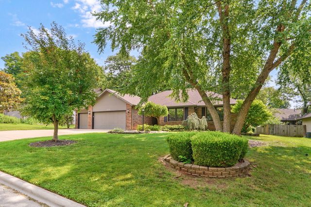 2790 S Eldon Avenue, Springfield, MO 65807