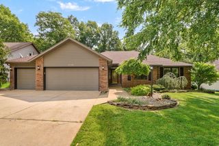 2790 S Eldon Avenue, Springfield, MO 65807