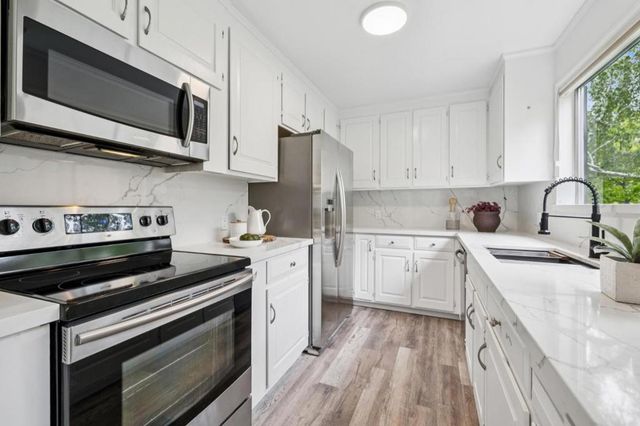 600 Pennsylvania Avenue 1, Los Gatos, CA 95030