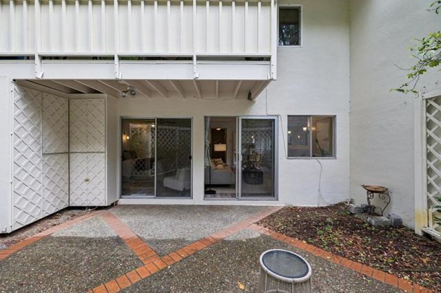 600 Pennsylvania Avenue 1, Los Gatos, CA 95030