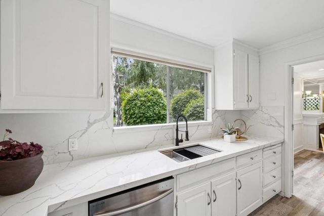 600 Pennsylvania Avenue 1, Los Gatos, CA 95030