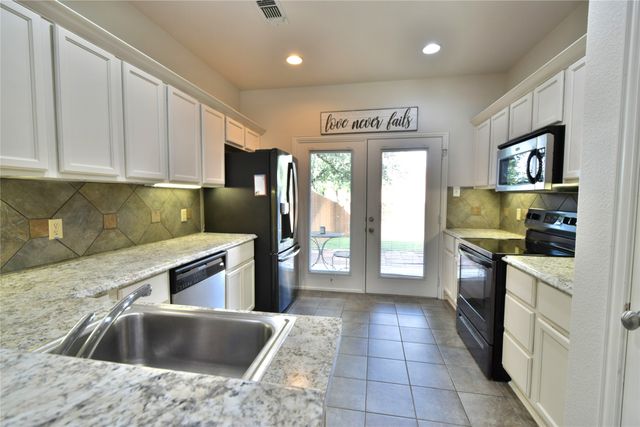 2228 Cobblestone Court, Granbury, TX 76049