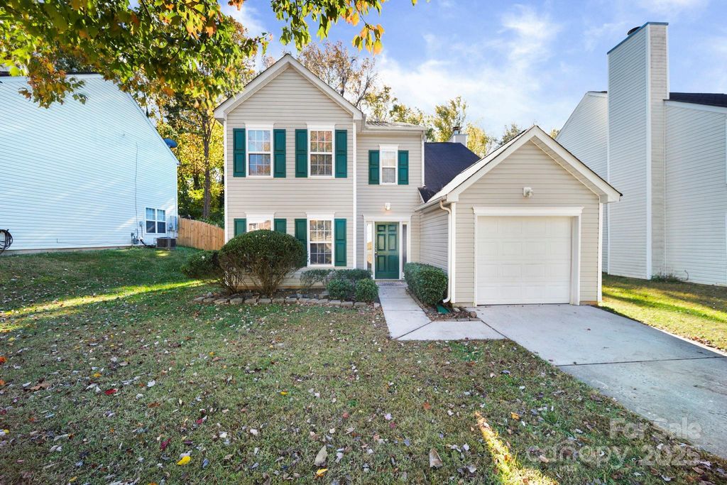 1424 Griers Grove Road, Charlotte, NC 28216