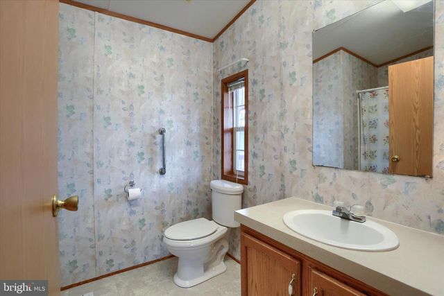 19 BEECHWOOD DR, Dillsburg, PA 17019