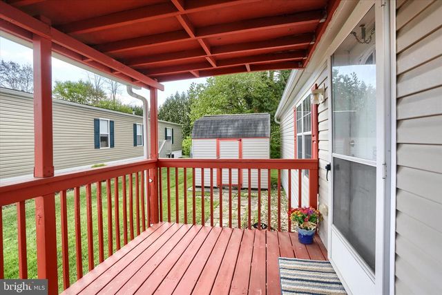 19 BEECHWOOD DR, Dillsburg, PA 17019