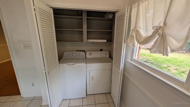 562 Larkin Lane, Montgomery, AL 36109