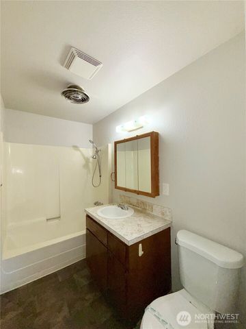 10901 NE 7th Street, Vancouver, WA 98664