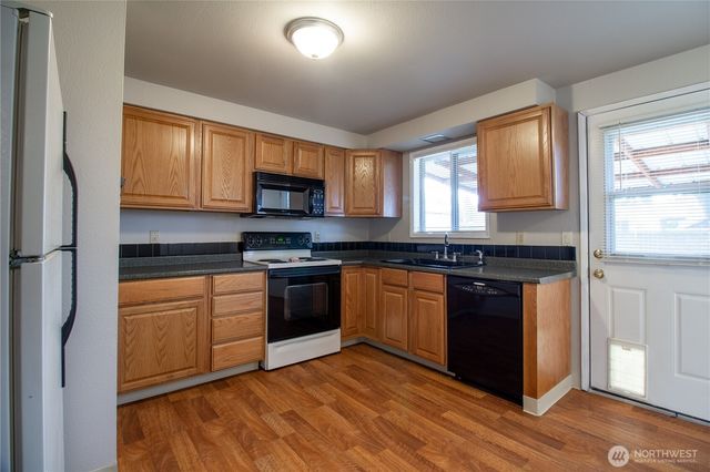 10901 NE 7th Street, Vancouver, WA 98664