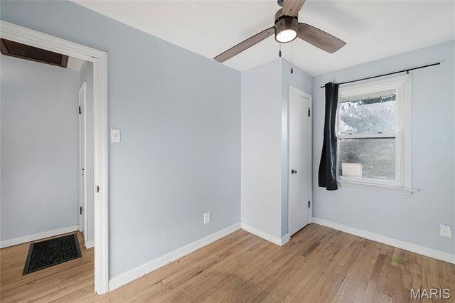 8014 Morgan Ford Road, St Louis, MO 63123