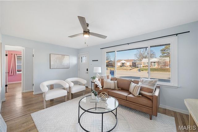 8014 Morgan Ford Road, St Louis, MO 63123