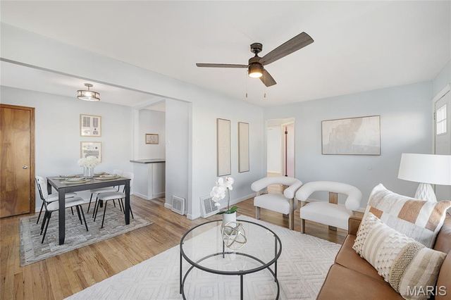 8014 Morgan Ford Road, St Louis, MO 63123