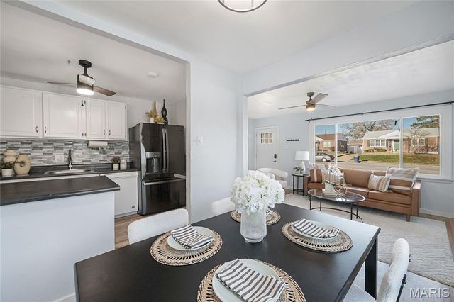 8014 Morgan Ford Road, St Louis, MO 63123