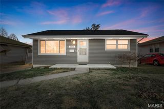 8014 Morgan Ford Road, St Louis, MO 63123