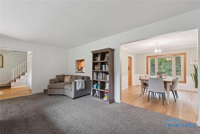 831 Whitehorse Court, Perrysburg, OH 43551