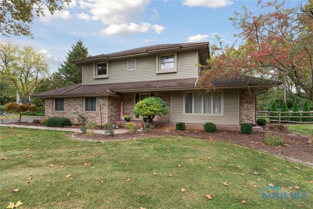831 Whitehorse Court, Perrysburg, OH 43551