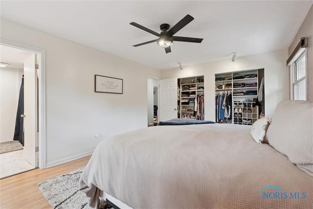 831 Whitehorse Court, Perrysburg, OH 43551