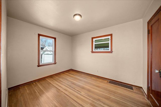 1207 E Providence Ave, Spokane, WA 99207