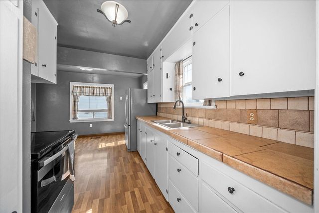 1207 E Providence Ave, Spokane, WA 99207