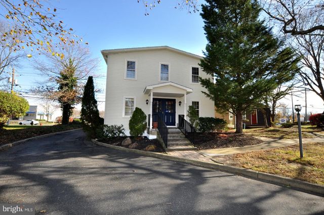 414 STOKES RD, Medford, NJ 08055