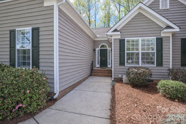 158 Forest Walk Way, Mooresville, NC 28115