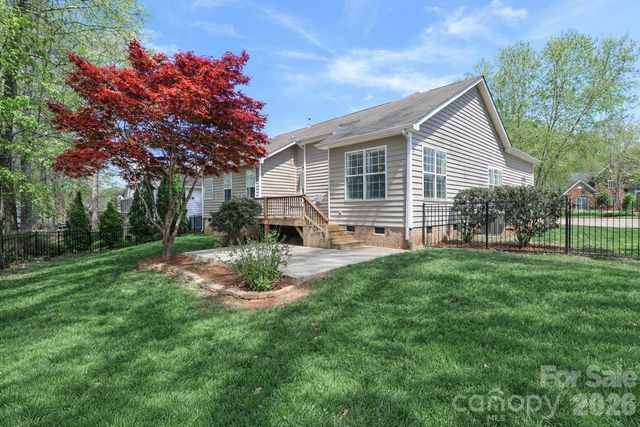 158 Forest Walk Way, Mooresville, NC 28115