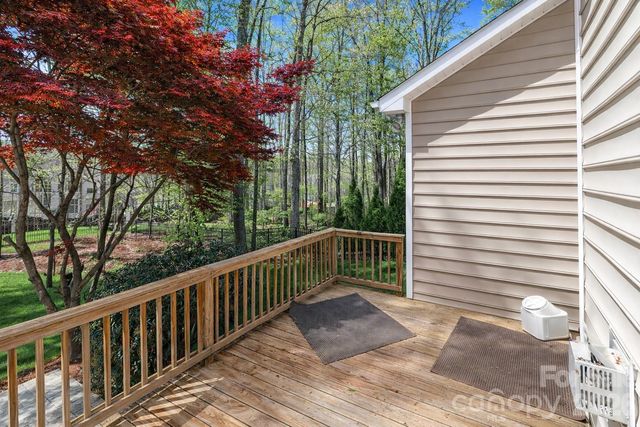 158 Forest Walk Way, Mooresville, NC 28115