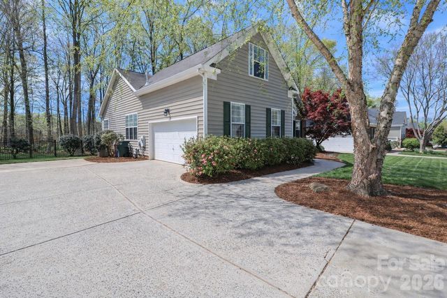 158 Forest Walk Way, Mooresville, NC 28115