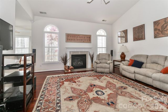 158 Forest Walk Way, Mooresville, NC 28115