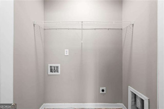 922 Center Bay Drive, Villa Rica, GA 30180