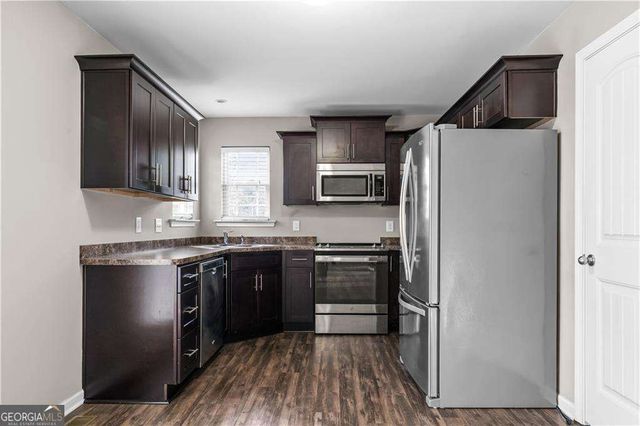 922 Center Bay Drive, Villa Rica, GA 30180