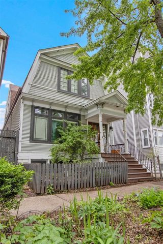 2244 N Maplewood Avenue, Chicago, IL 60647