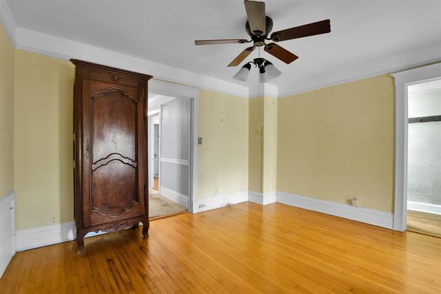2244 N Maplewood Avenue, Chicago, IL 60647