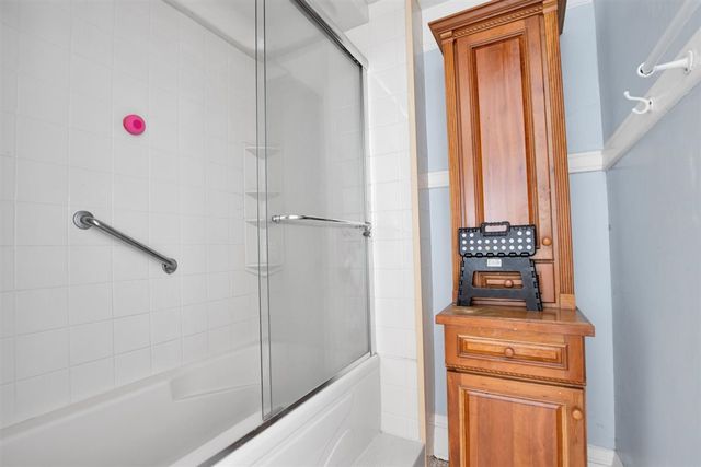 2244 N Maplewood Avenue, Chicago, IL 60647
